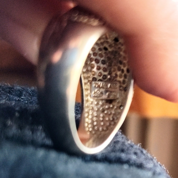 Women's Sterling Silver and Blue Diamond 💎 Ring - Picture 6 of 6